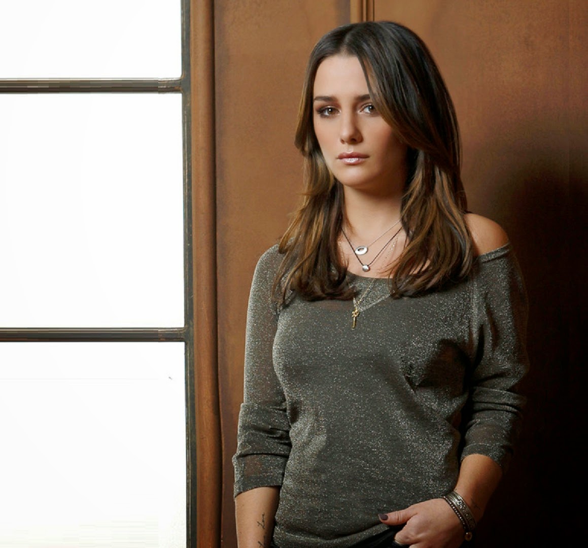 STARS WALLPAPER: Addison Timlin HD Wallpapers Free Download
