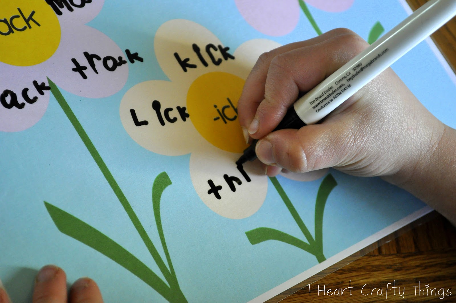 Emalda Calligraphy Pen N Paper Calligraphy Happiness Word