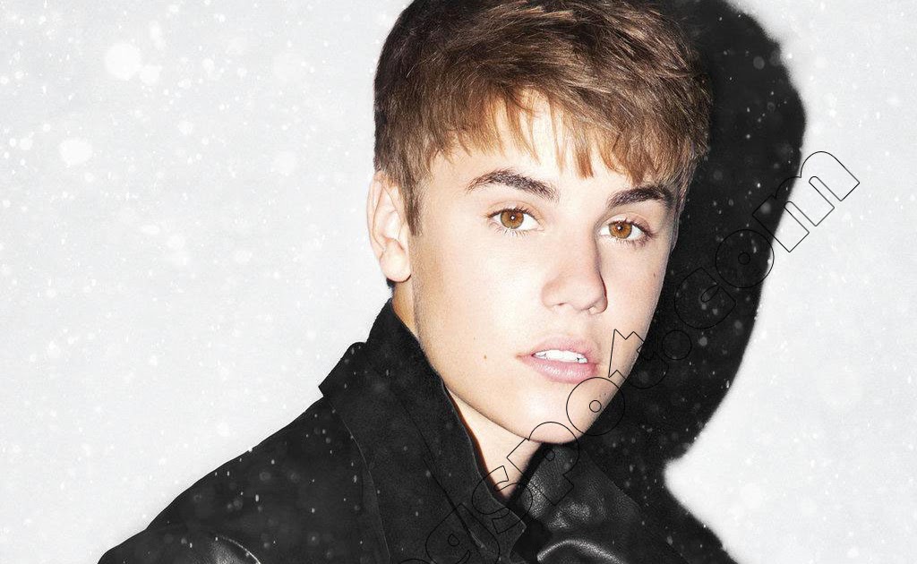Download Christmas Song Justin Bieber - Under the Mistletoe 2011