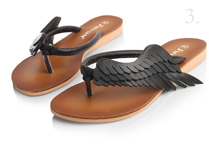 Angel wings This idea is really cool With the wood sandal 