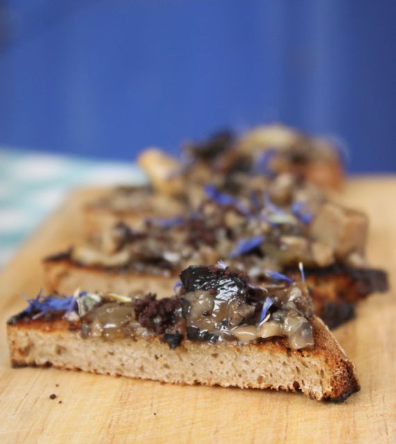 wild mushrooms on toast with tonka bean and grated chocolate, chocolate supper club, msmarmitelover