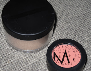 My favorite: Make Up Store Wonder Powder foundation (& a ...