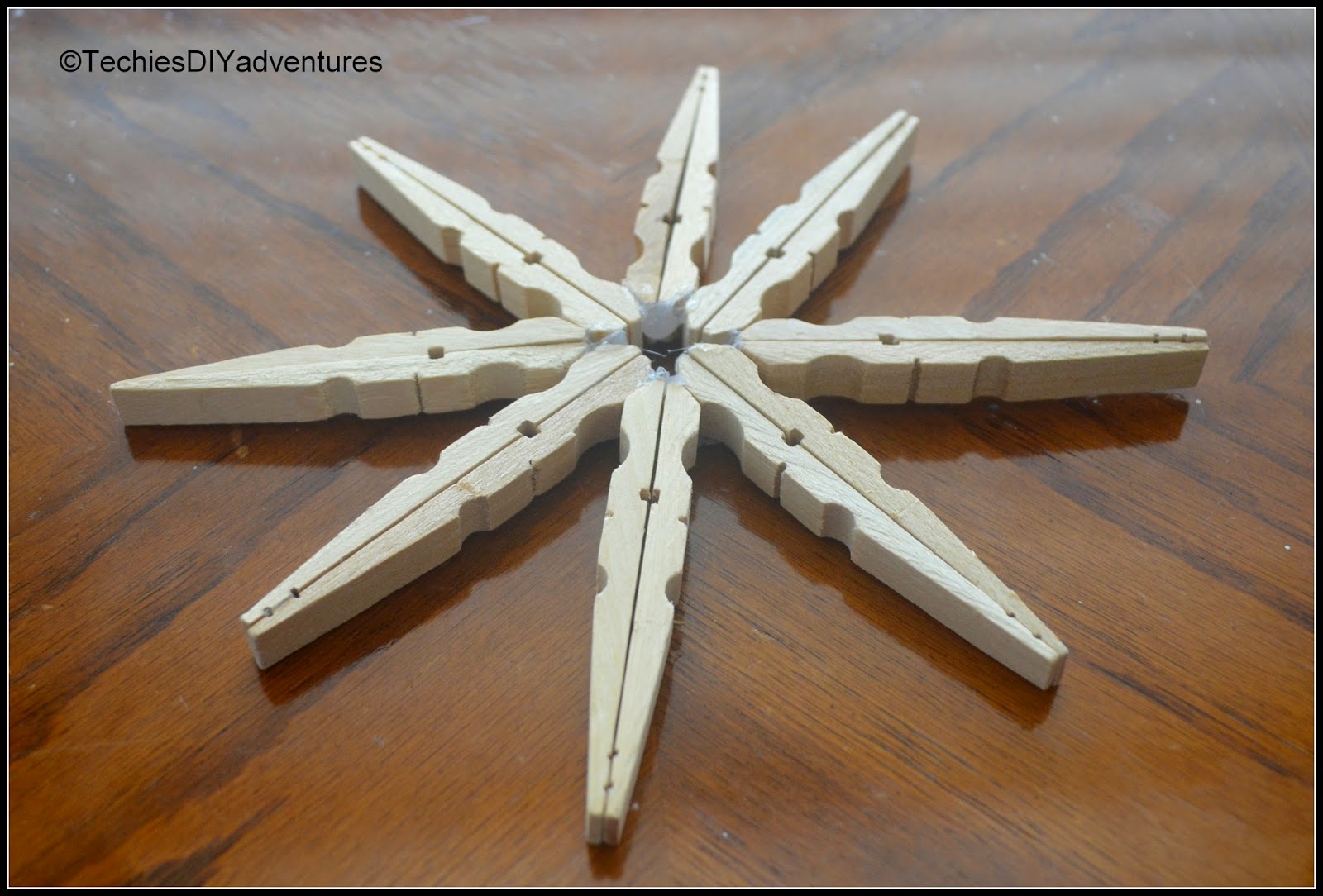 Handmade Ornaments Day 3 Clothes Pin Star (Tree topper) Techie's