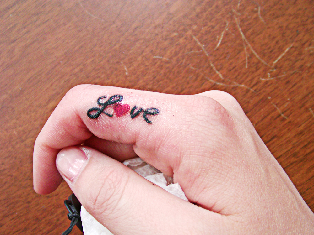 cute finger tattoos