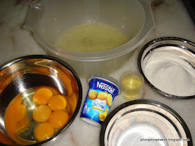 Phong Hong Bakes and Cooks!: Mango Yogurt Cottony Cake