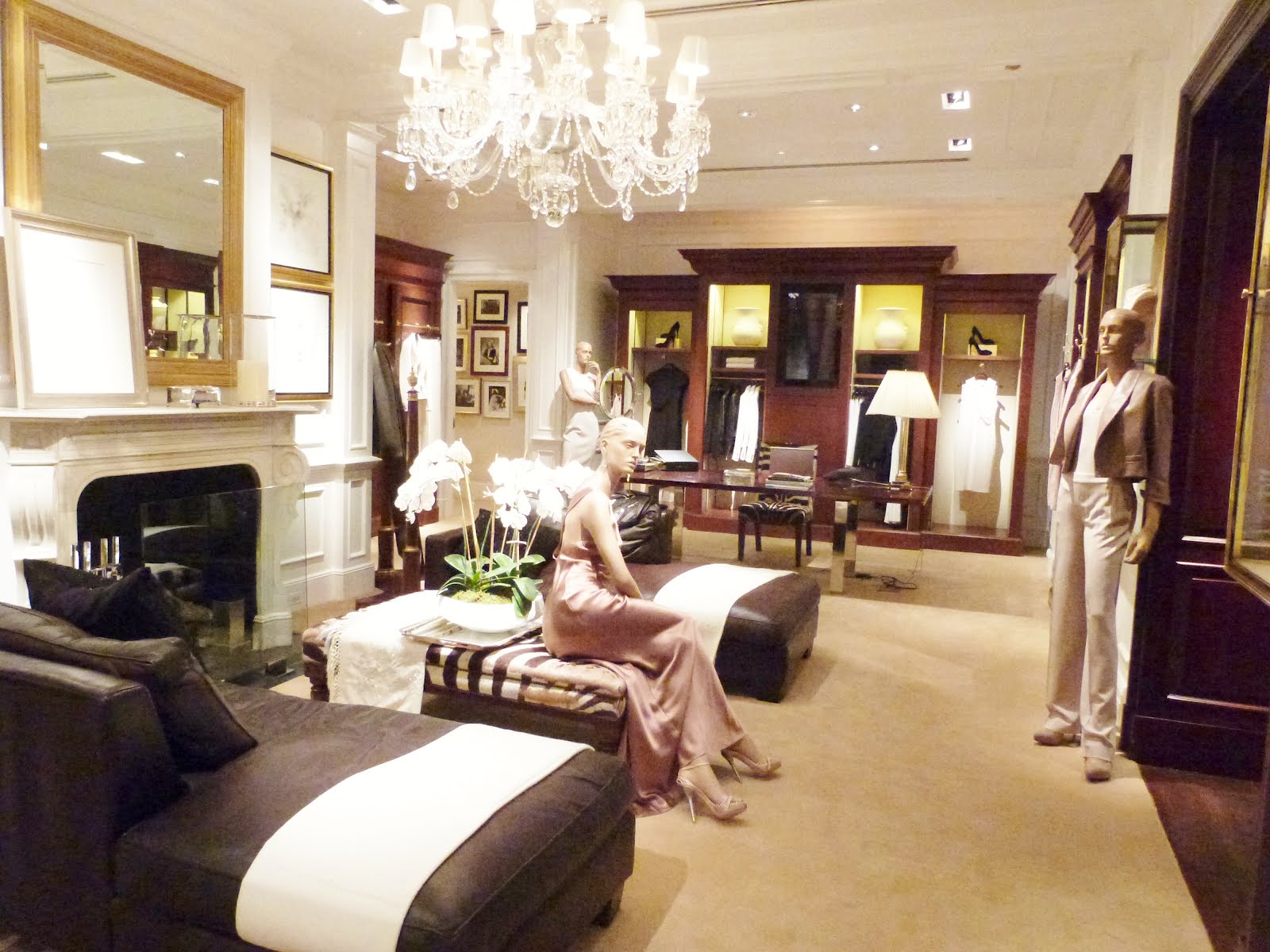 FASHION ON ROCK Ralph Lauren store Chicago*