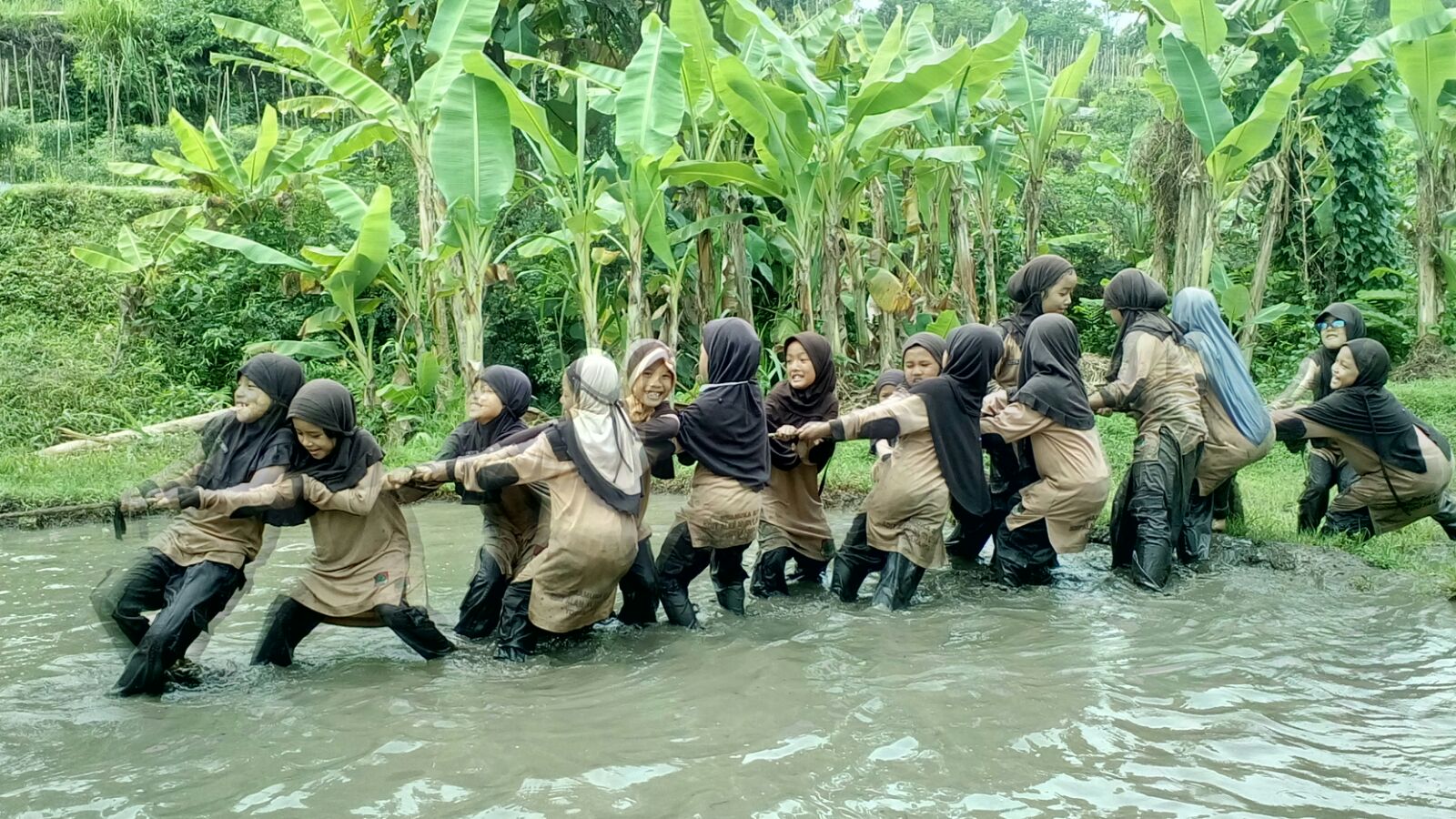 Outing Kelas 2 : Kerukunan di Desa Wisata Grogol