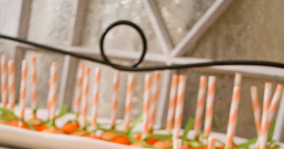 The Sew*er, The Caker, The CopyCat Maker Easy Pumpkin Cake Pops