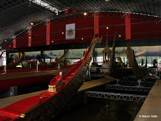 MUSEO NACIONAL DE BARCAS REALES, BANGKOK. TAILANDIA