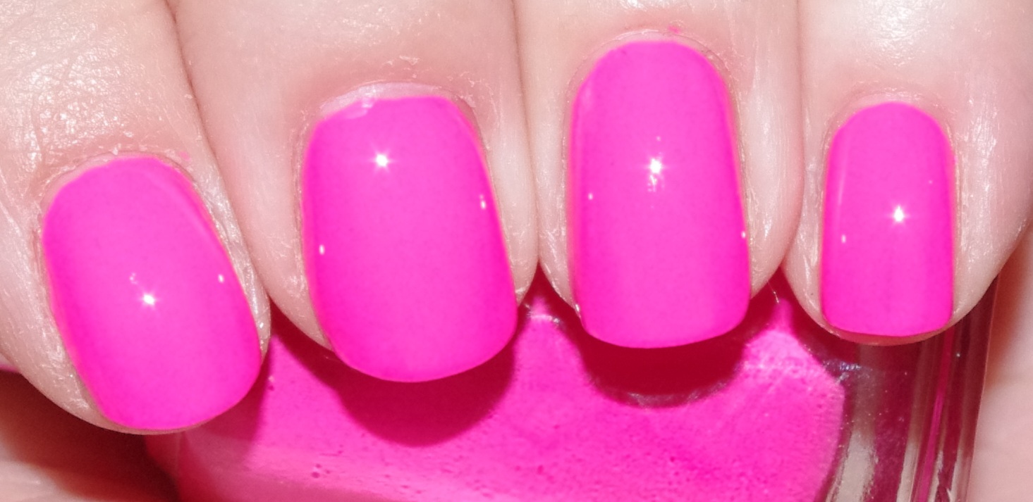 My little world of polish by Lily Nail Essie pink parka