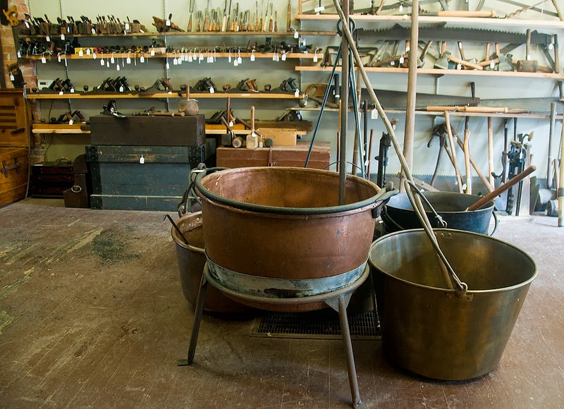 The Colonial Homestead, Millersburg, Ohio (and other shops in Amish