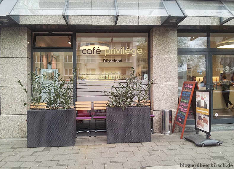Kirschkuchen Review Cafe Privilege Dusseldorf
