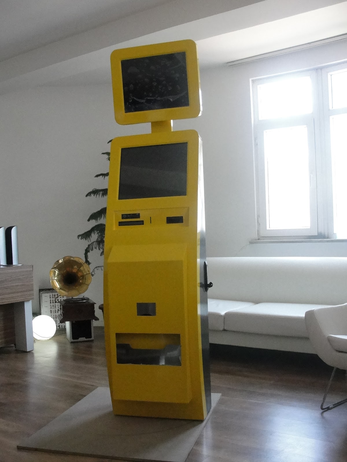 Self Service Kiosks and Digital Signage Self Service Print Kiosks