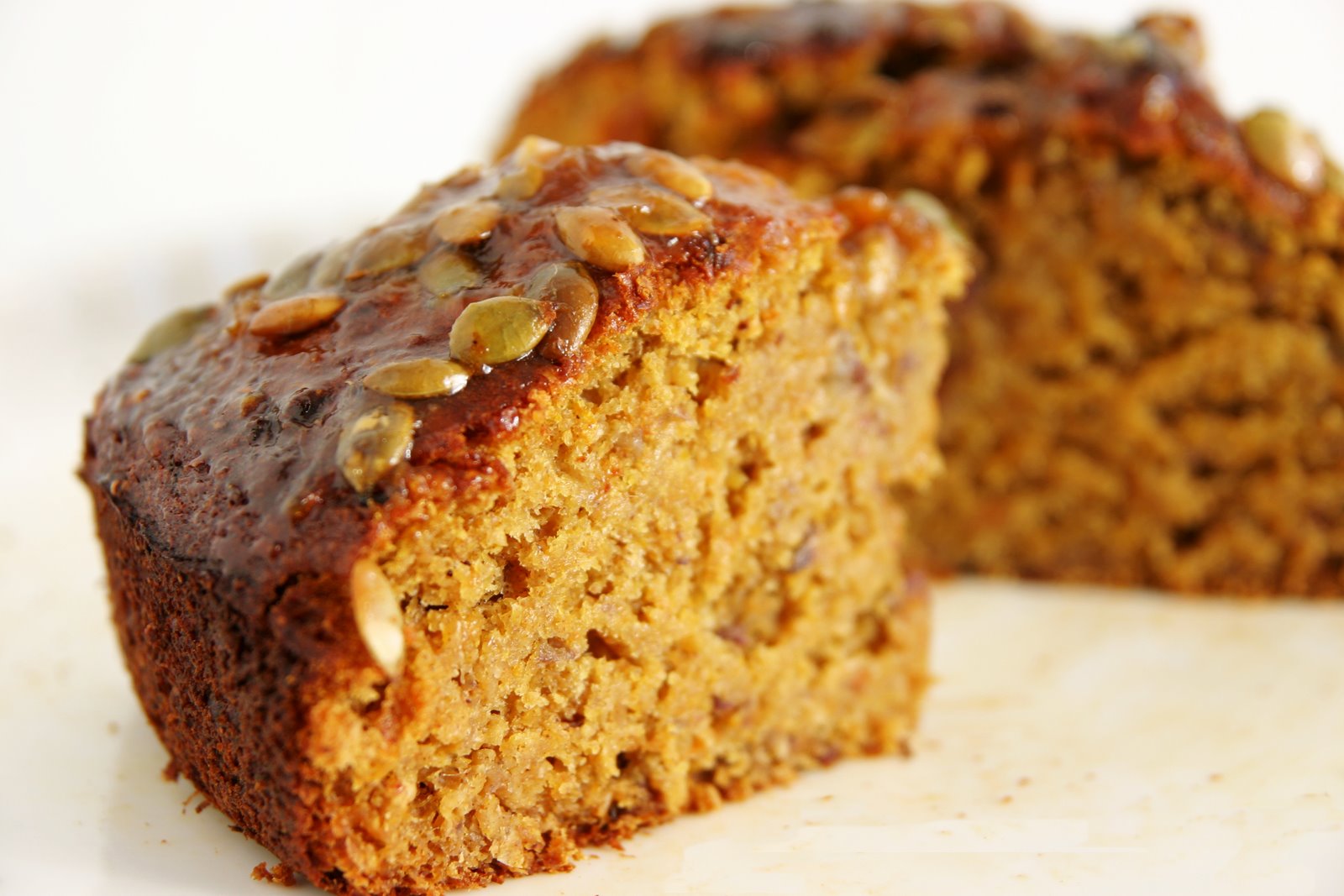 Simply Tea Orange & Date Dessert Cake