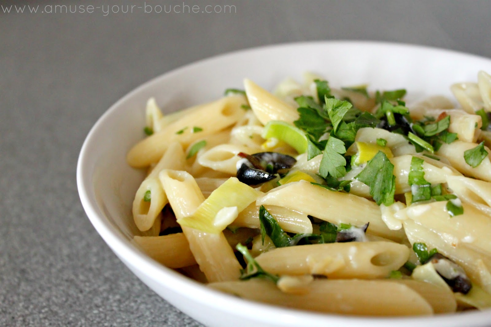 Vegetarian pasta carbonara with black olives and leek Amuse Your Bouche