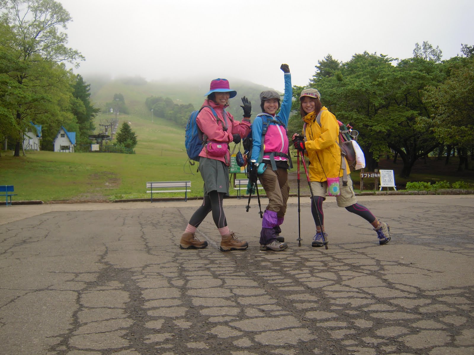 エルブレス仙台 ゼビオ アウトドアスタッフの休日 泉ヶ岳にて女子部集合 商品入荷のご案内