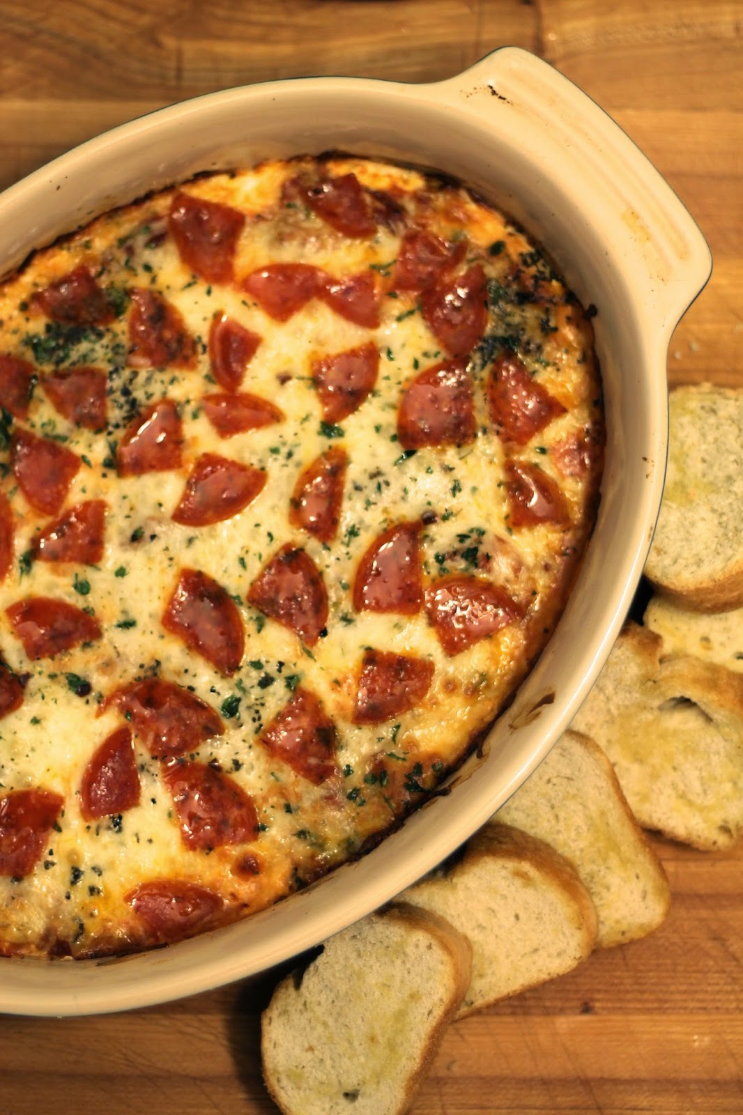 Young and Entertaining Pepperoni Pizza Dip