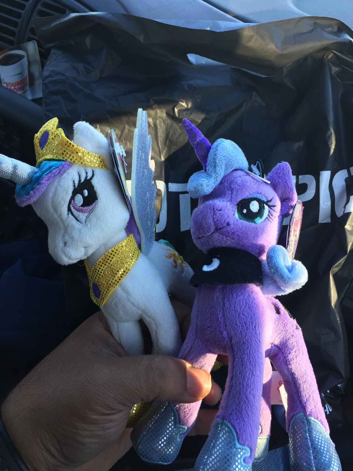 [Bild: Princess-Celestia-Luna-Aurora-Plush-1.JPG]