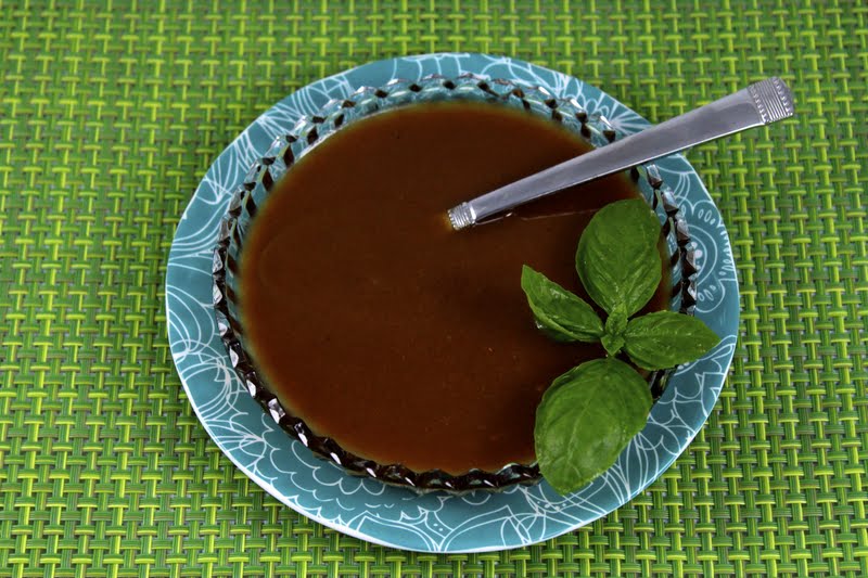 PanSeared Portobello & Spinach Salad with Fresh Basil and Peanut