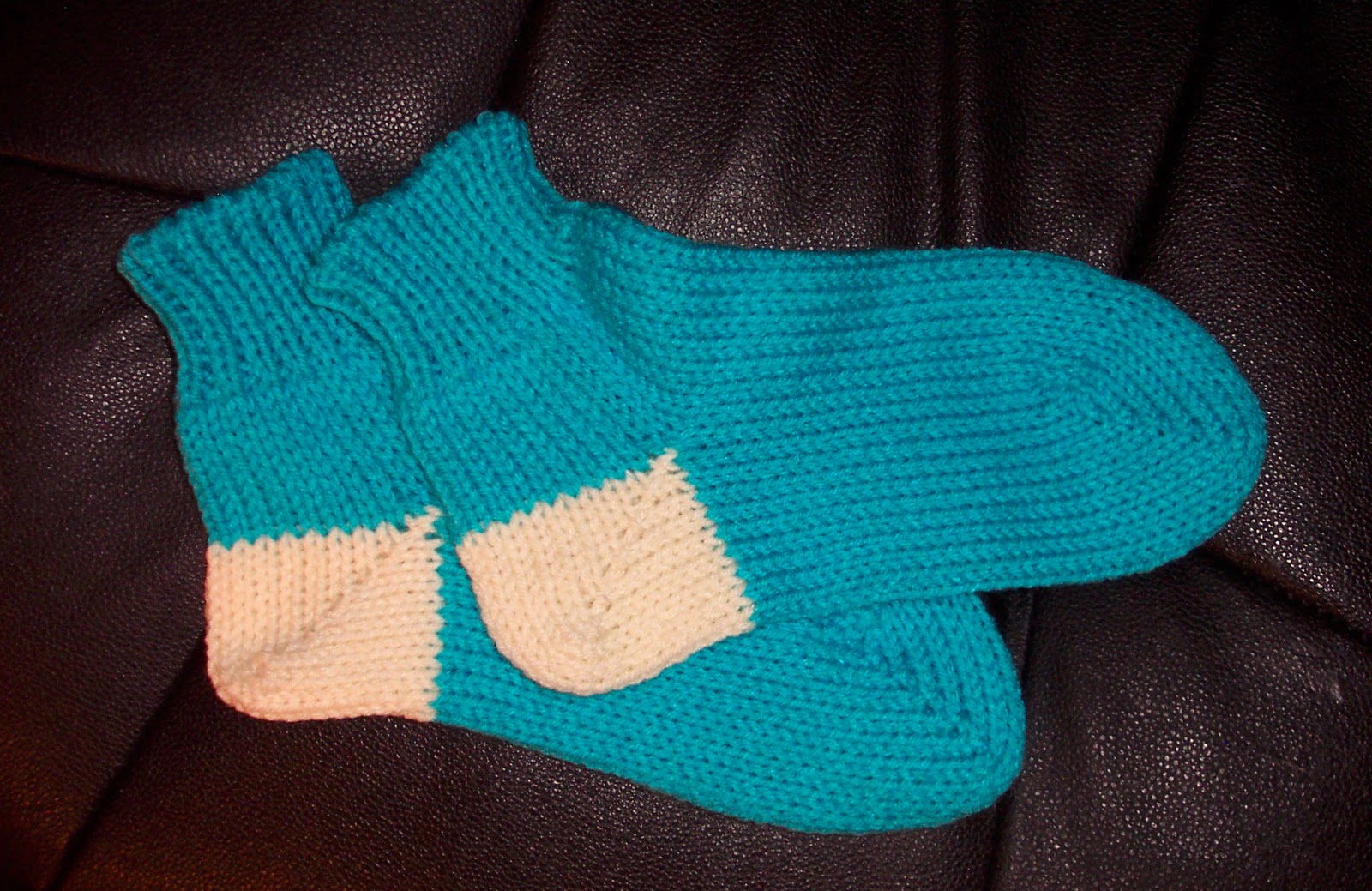 TOM MACHINE KNITTING GUY Knitted Slipper Socks Warm & Comfortable!