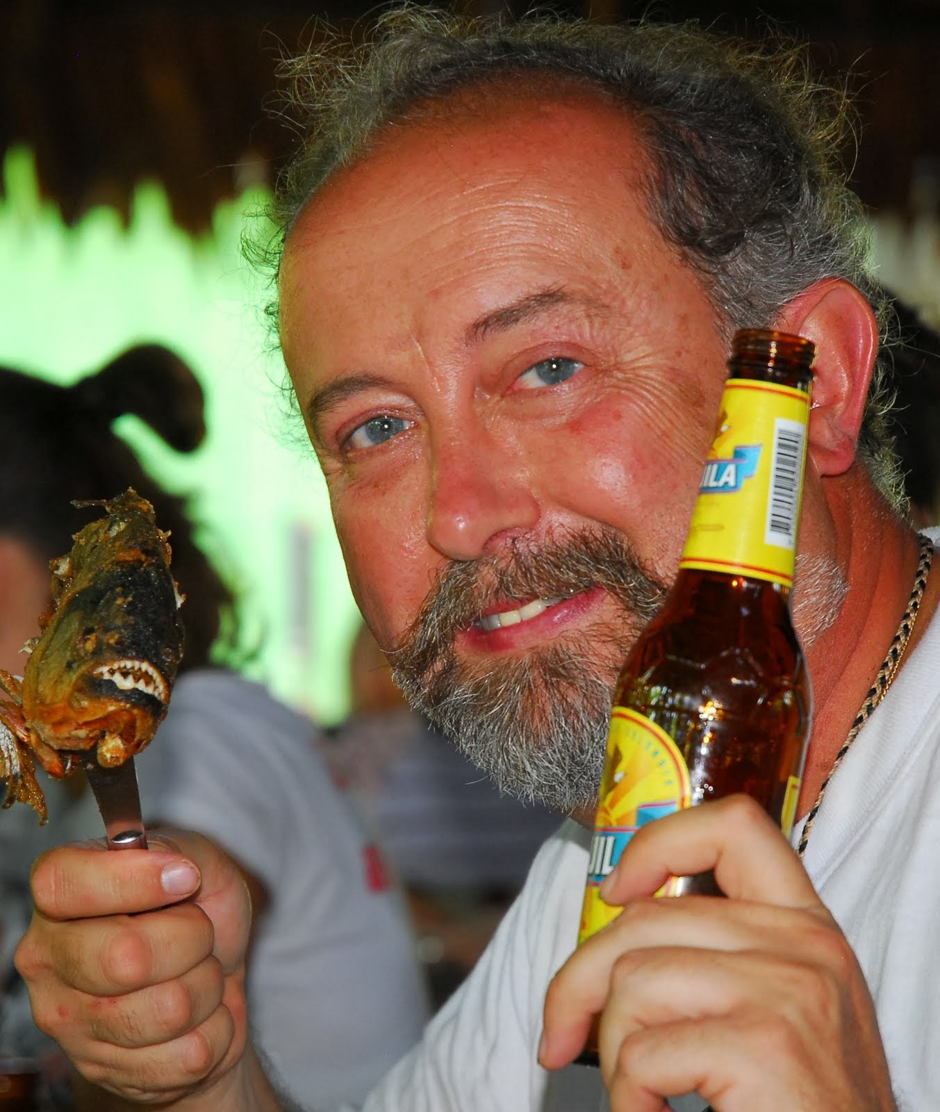 PIRAÑA asada en Amazonas (Colombia)