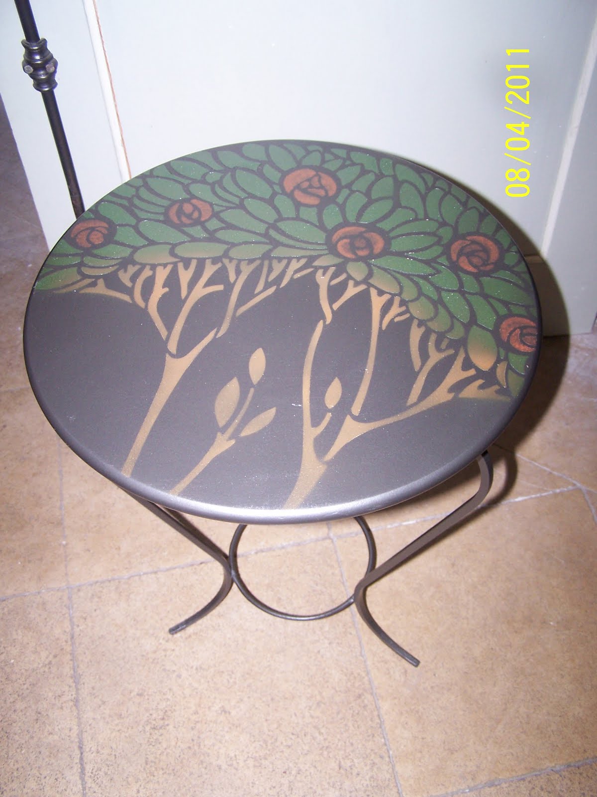 The Occasional Pat Little stencilled table using the Stencil Library