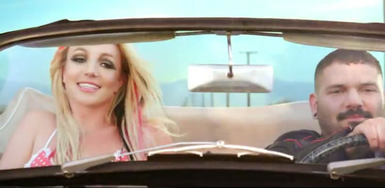 http://2.bp.blogspot.com/-N6H_0JCQinI/TgJz7h_PtfI/AAAAAAAAB5o/VJA7e-TNkYM/s1600/britney-iwannago.jpg