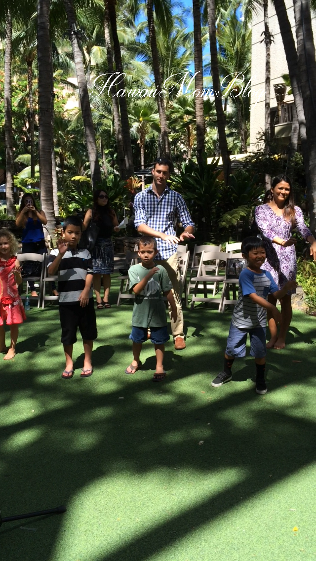 Hawaii Mom Blog Mommy & Me Time at the Royal Hawaiian Center