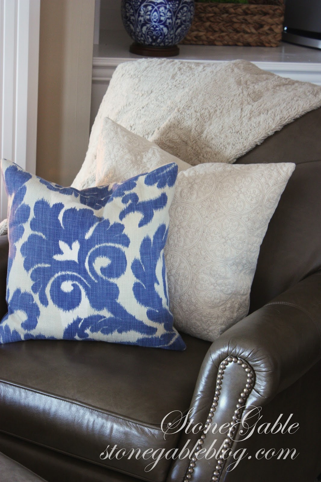 Adding Blue And White To Winter Decor Stonegable