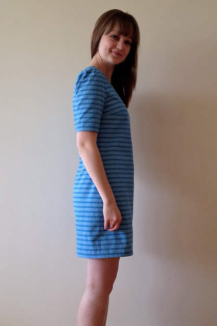 Diary of a Chain Stitcher: Theory Striped Linen Laurel Dress from Colette Patterns