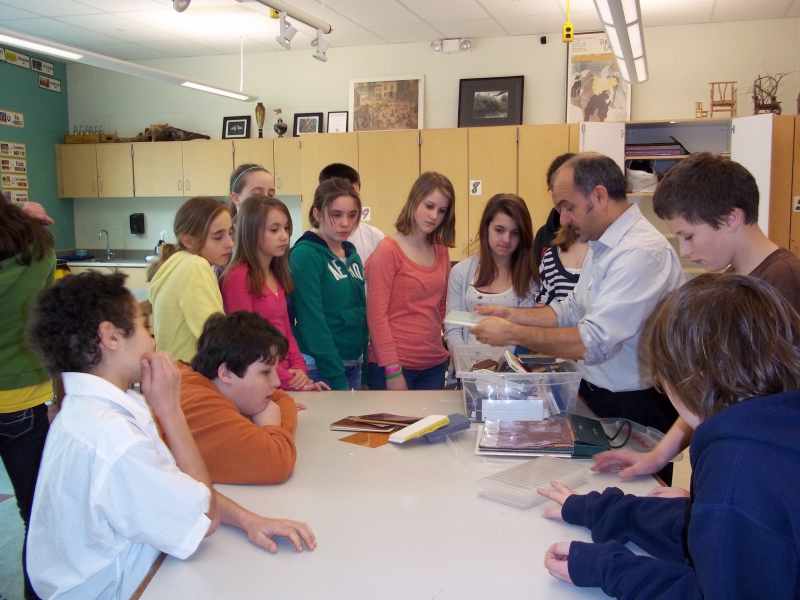 Monument Valley Regional Middle School Art Class Artist in the