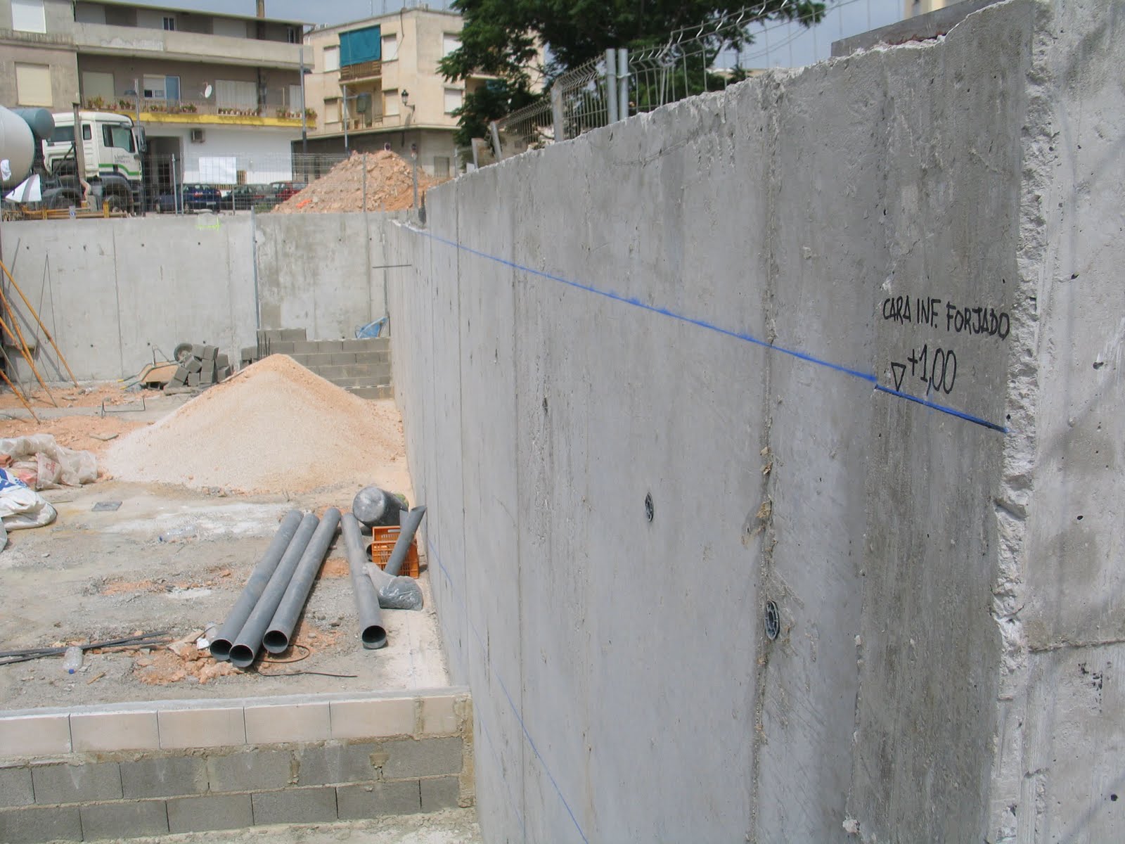 EMETRESEME estudio | BLOG: VIVIENDA UNIFAMILIAR ENTRE MEDIANERAS. ANTELLA