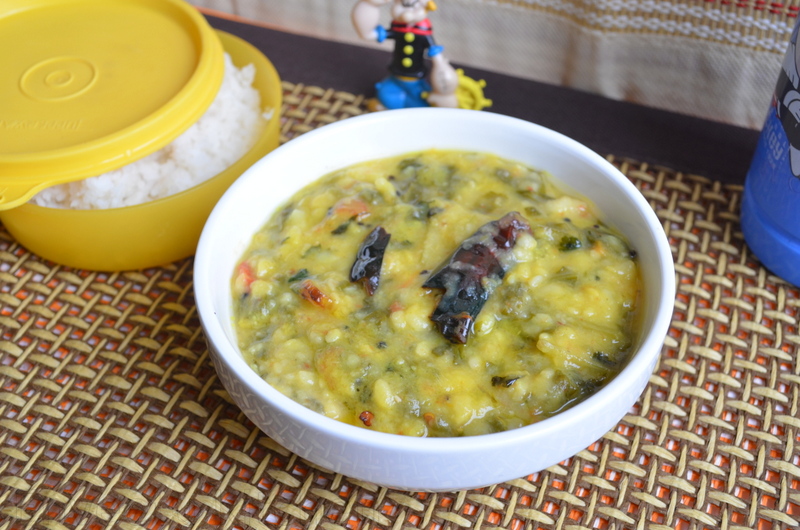 Dal Palak, Using Pressure Cooker I Camp in my Kitchen
