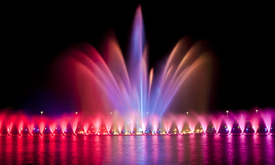 Water Fountain & Laser Projection http://www.langkawimagical.com.my/langkawi-magikal-night.html