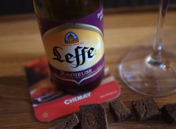 Бельгийское пиво Leffe Radieuse Лёф