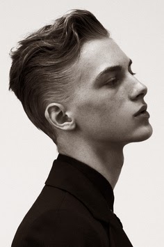 cool guys short hairstyle