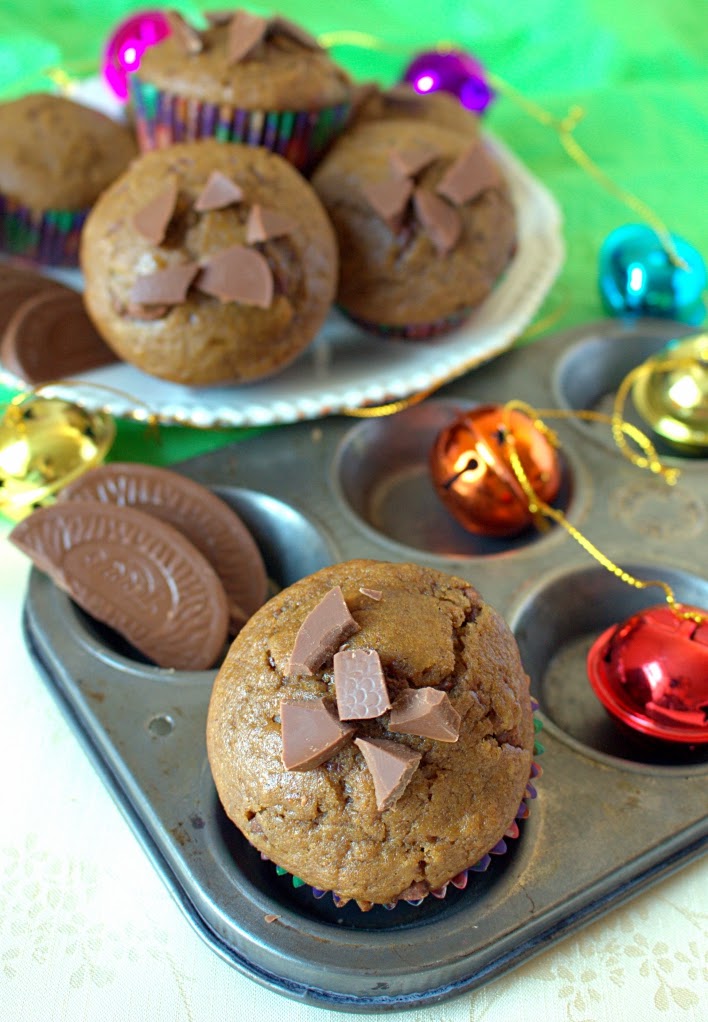I'd Much Rather Bake Than... Orange Chocolate Chip Gingerbread Muffins