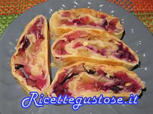 ricetta strudel di mele e mirtilli