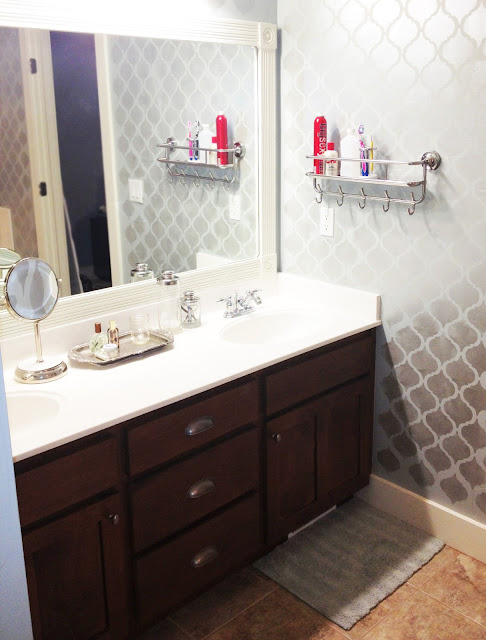 Check out this beautiful DIY Bathroom Makeover