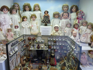 Colección de muñecas del Spielzeugmuseum. Colección de muñecas del Spielzeugmuseum.