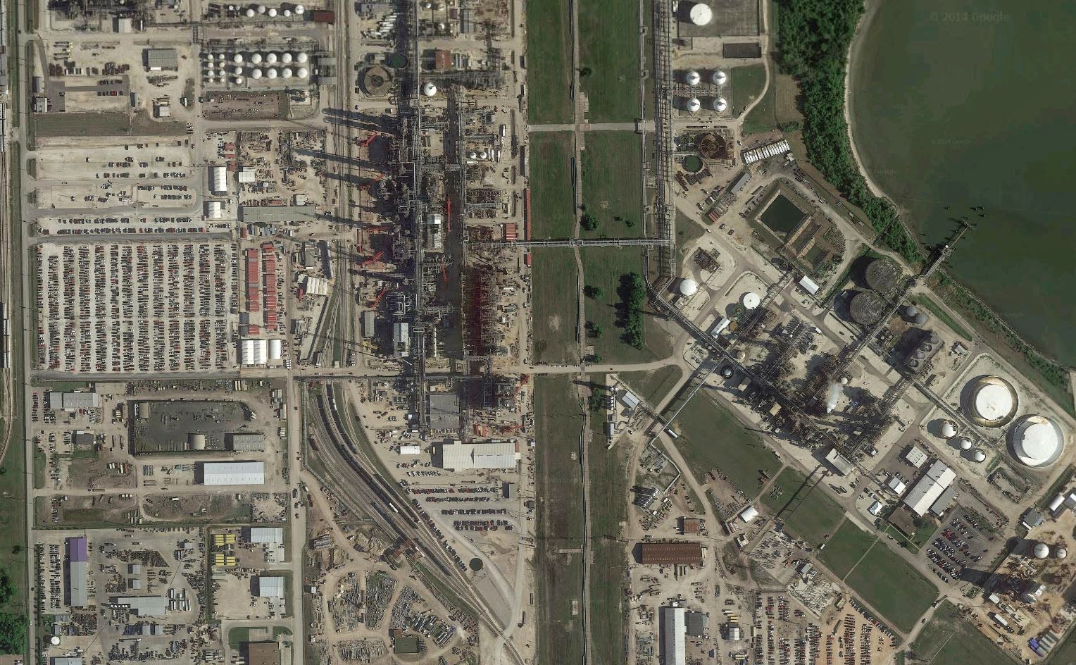 DUPONT 23,000 POUNDS OF TOXIC GAS ESCAPED FROM THE LA PORTE, TEXAS PLANT THAT KILLED 4 WORKERS