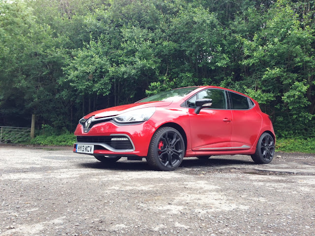 Renaultsport Clio 200 Turbo in red