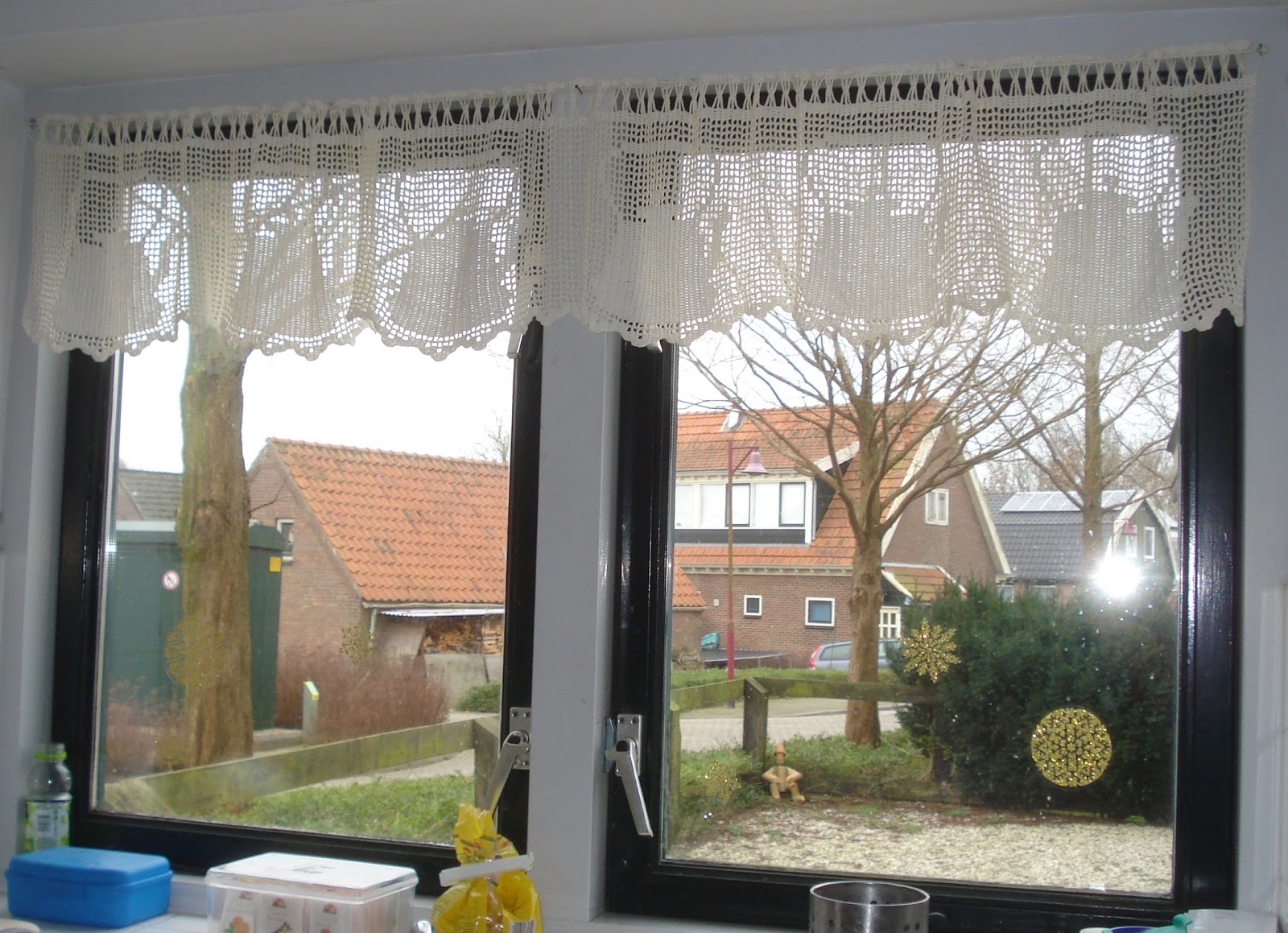 Avalon`s Creablog: Gehaakte gordijntjes Avalon`s Creablog: Gehaakte gordijntjes