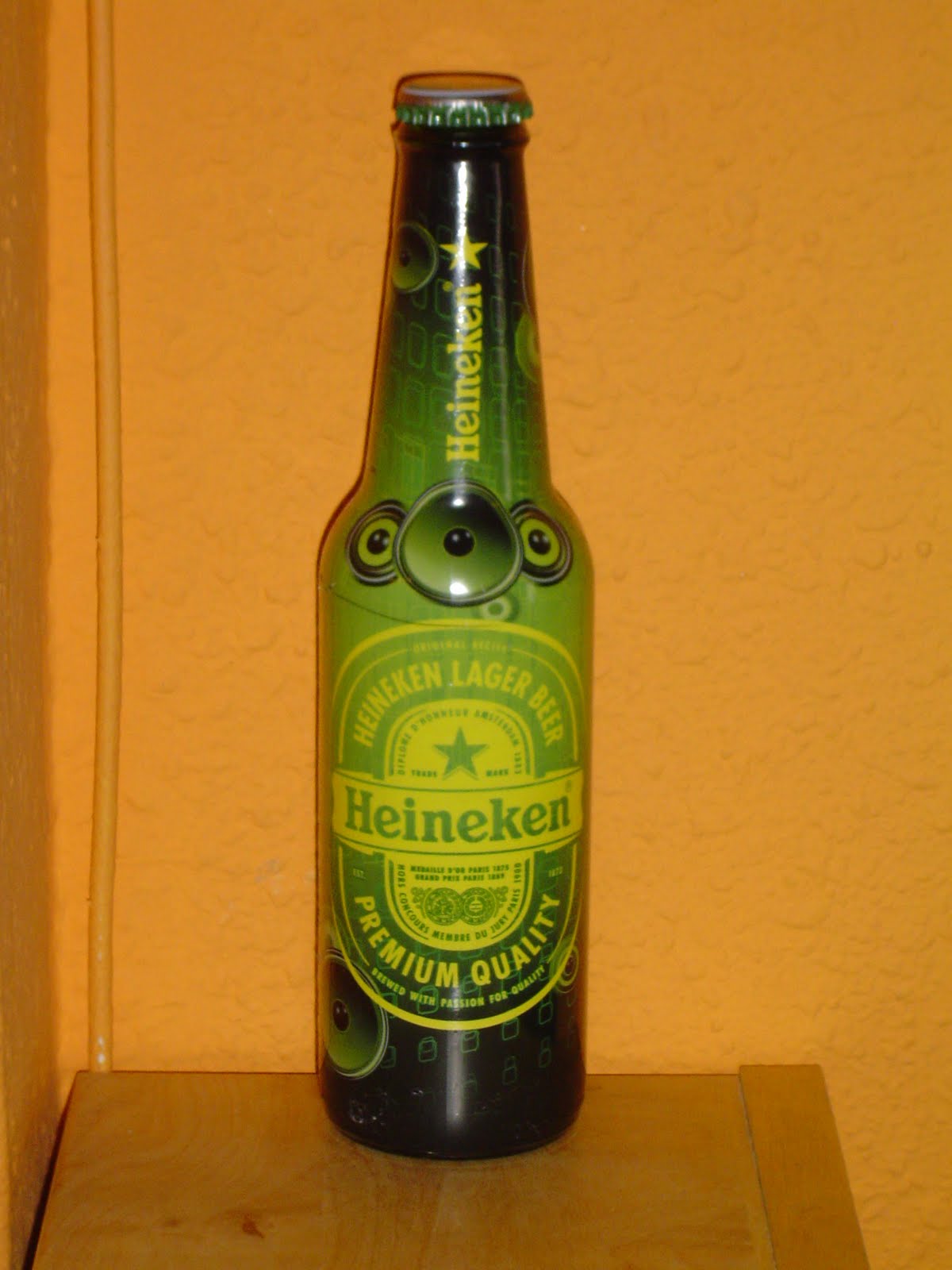 Coleccionando cervezas Heineken "Your Heineken Music"