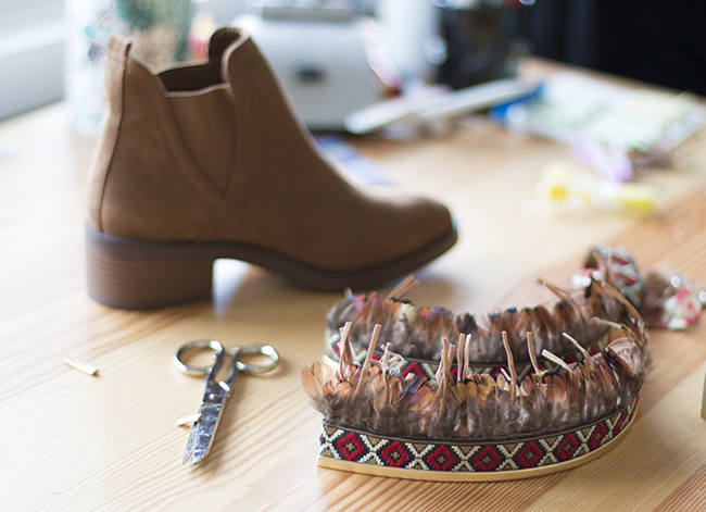 Dare to DIY: DIY botas de estilo étnico / boho