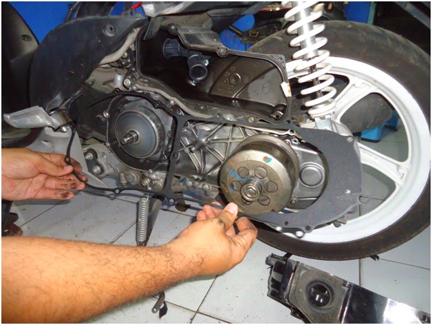 Membongkar dan servis cvt matik injeksi