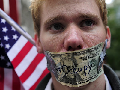 Occuper la FED (Alex Jones) Occupy-wall-street+dollar+mouth