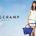 Alexa Chung protagoniza, por tercera vez, la nueva campaña de Longchamp.