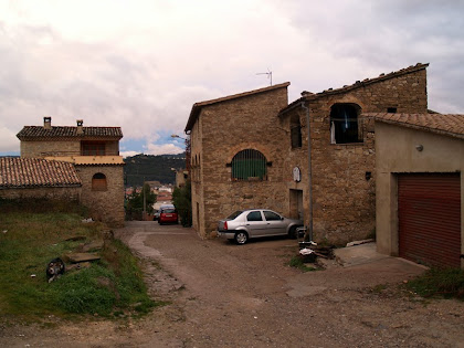 Cal Gepic, a la dreta de la imatge, del barri de les Roques Altes Cal Gepic, a la dreta de la imatge, del barri de les Roques Altes