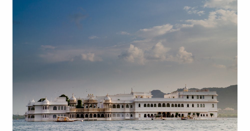 Top 5 Make Up Brands Available Online In India